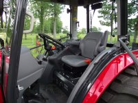 Tractor 001.jpg