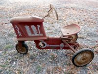 pedal tractor.JPG