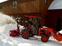 Kubota B3030 w Snowblower Running.jpg