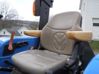 TL80a arm rests 003a.jpg