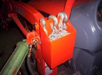 748342-548279-chain box.jpg
