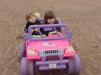 613928-jeep.jpg