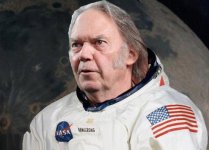 astronaut-neil-young.jpg