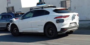 waymo.jpg