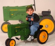 549477-tractor3.JPG