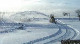417527-4310blowingsnowsmall.jpg