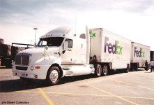 417610-fedex_grnd_kw12.JPG