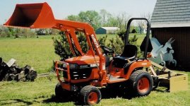 418165-Tractor side 2A.jpg