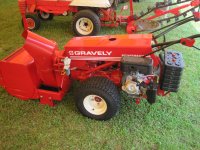 gravely mowin 135.jpg