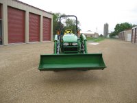 tractor 004.JPG