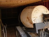 419144-Barn, cement hopper just fits, Apr 04.jpg