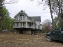 419583-house moved back r.jpg
