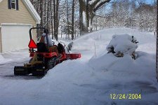 552829-snowblowing.JPG