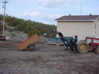 593292-Backhoe Trailer Dump.JPG