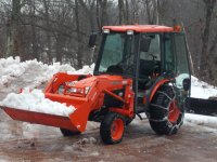 Kubota B3030 & Bucket of Snow Em.JPG