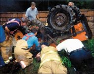466644-rollover accident.jpg