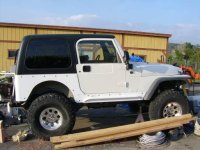 594691-03 jeep.JPG