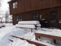 Snow on Picnic Table EM.JPG