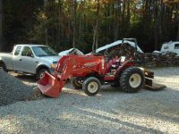 512693-tractor1.jpg