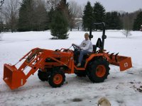 668253-Tractor.jpg