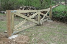 470246-gate (4).jpg
