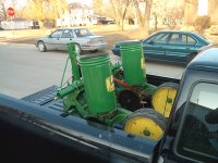598390-planter in truck.jpg