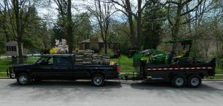 Traoctor and truck 2.jpg Traoctor and truck 2.jpg