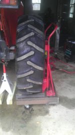 Tire Lift (1) (Medium).jpg Tire Lift (1) (Medium).jpg