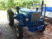 tractor.JPG tractor.JPG