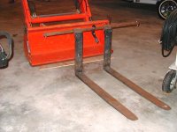 2-38944-forks.jpg