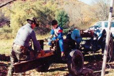 Chris log splitter.jpg Chris log splitter.jpg