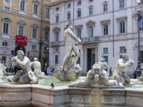 Trevi.jpg