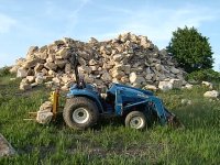 431294-tractor1.JPG