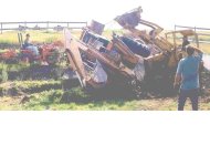 517329-rescue_tractor6.jpg