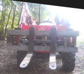 Pallet fork mounting front narrow 08 2013.jpg