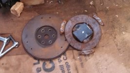 flywheelpuller2.jpg flywheelpuller2.jpg