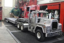 macktruckhookedtotrailer.jpg