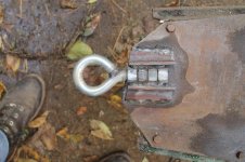 Pivoting hitch 002.jpg