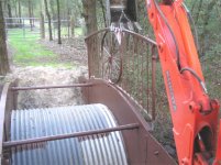 517987-tractorlowerrail.jpg