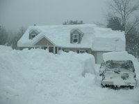387741-snowhouse.JPG