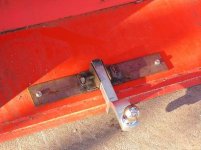 388379-bucket hitch 2.jpg