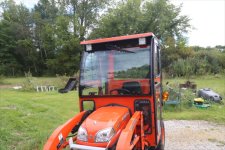 tractor cab lights  2315 on2013-09-22.jpg