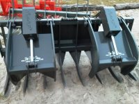 MC.Root_Rake_Grapple_Tractor_Attachment.IMG_20121120_171220-600x450.jpg