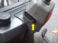 Horn Button 01 with Arrow.jpg Horn Button 01 with Arrow.jpg