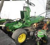 aaadonsjohndeere1.jpg