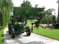 JohnDeere5075MYardWork007.jpg