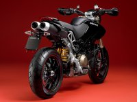 ducati_hypermotard_1100s_wallpaper-normal.jpg