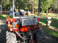 567197-TractorChainBox.jpg
