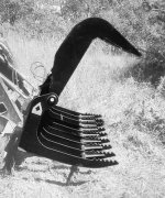 568693-Grizzly Grapple Rake.jpg