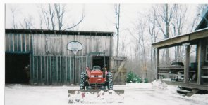 390874-Kioti Tractor 001.jpg